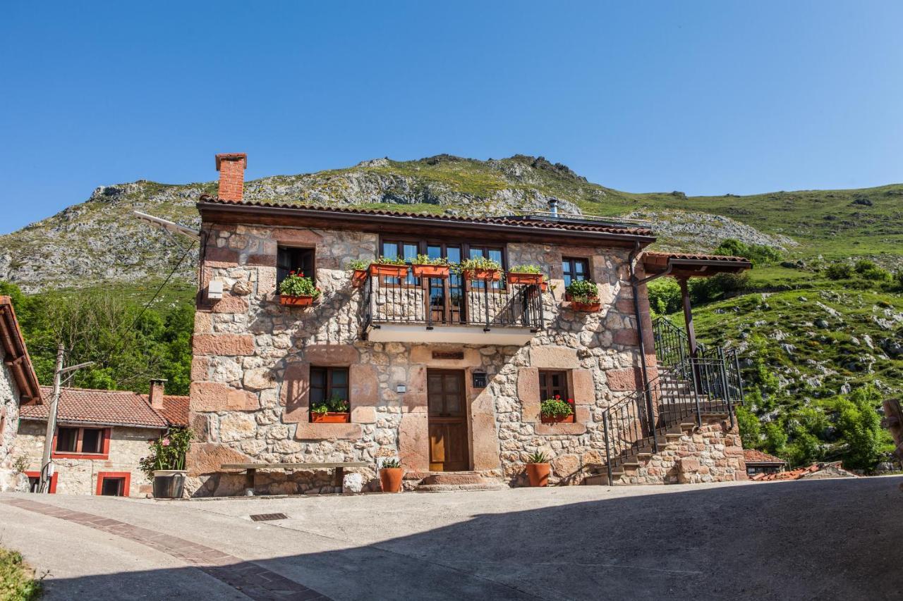 Apartamentos Rurales El Tio Pablo Picos De Europa Tresviso Exteriér fotografie